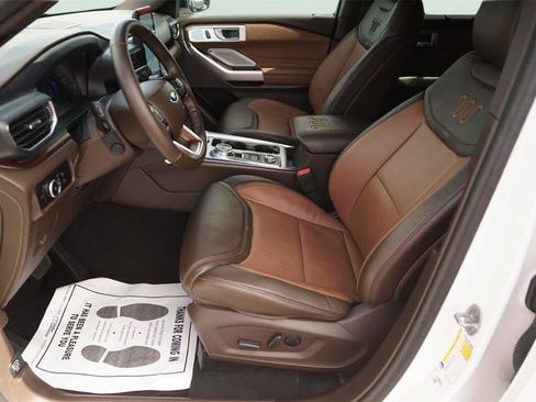 Used 2023 Ford Explorer King Ranch w/ Technology Package AWD/4WD image 9