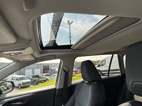 Used 2024 Toyota RAV4 XLE w/ Convenience Package AWD/4WD image 13