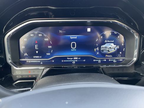 Certified 2022 Chevrolet Silverado 1500 LT image 23