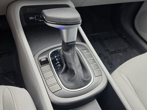 Certified 2026 Hyundai Kona SE FWD image 17
