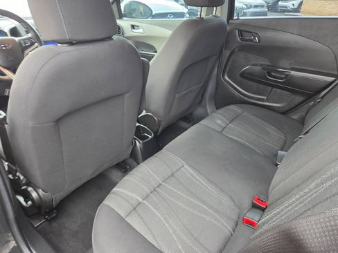 Used 2015 Chevrolet Sonic LT FWD image 18