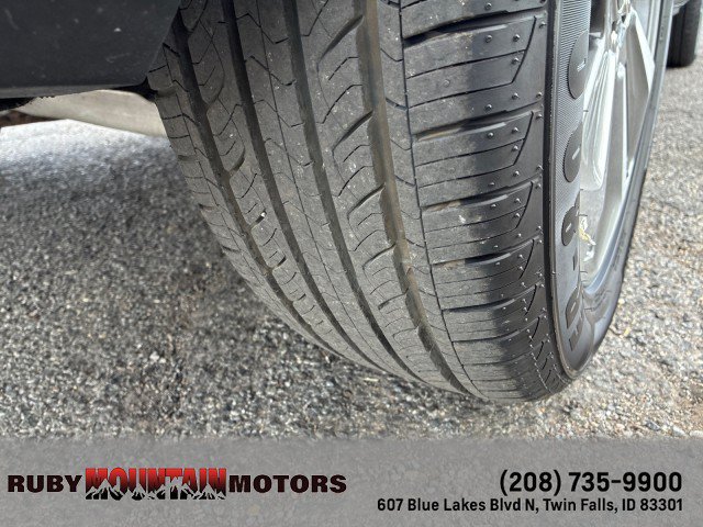 Used 2025 Ford Escape Platinum AWD/4WD image 9