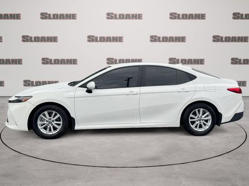 Used 2025 Toyota Camry LE FWD image 2