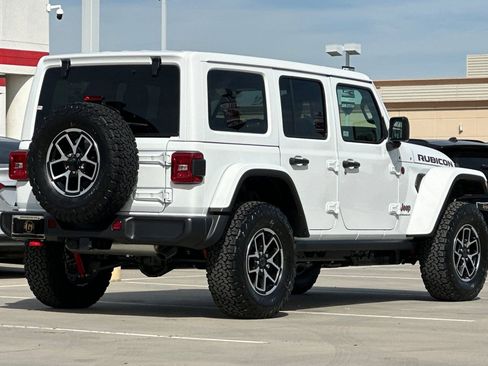 New 2026 Jeep Wrangler Unlimited Rubicon AWD/4WD image 6
