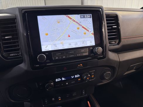 Used 2019 Nissan Frontier SL AWD/4WD image 17