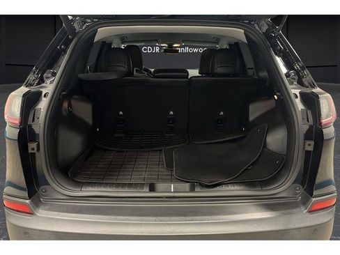 Used 2023 Jeep Cherokee Altitude Lux image 26