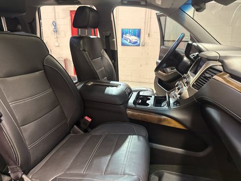Used 2016 GMC Yukon Denali w/ Open Road Package AWD/4WD image 23
