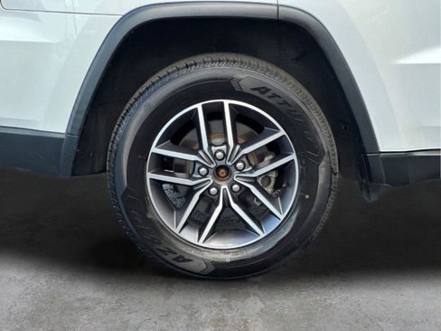 Used 2020 Jeep Grand Cherokee Limited RWD image 30