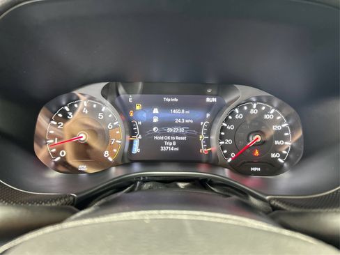 Used 2025 Jeep Compass Trailhawk AWD/4WD image 16