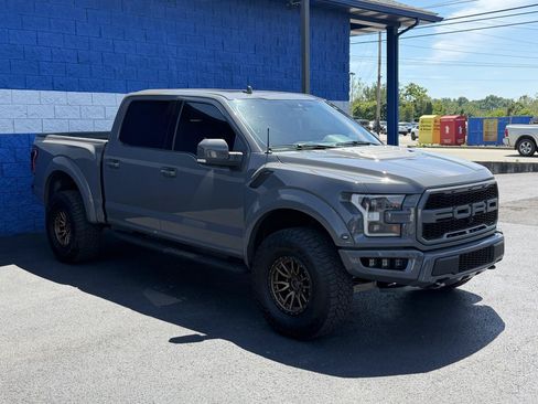 Used 2020 Ford F150 Raptor w/ Equipment Group 802A Luxury AWD/4WD image 3