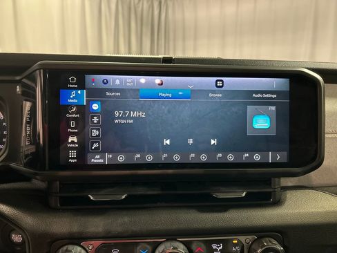 Used 2024 Jeep Wrangler Sport image 16