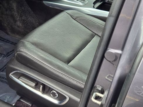 Used 2020 Acura MDX SH-AWD w/ Technology Package image 31