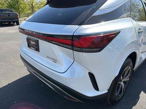 Used 2023 Lexus RX 350 Premium w/ Accessory Package AWD/4WD image 9