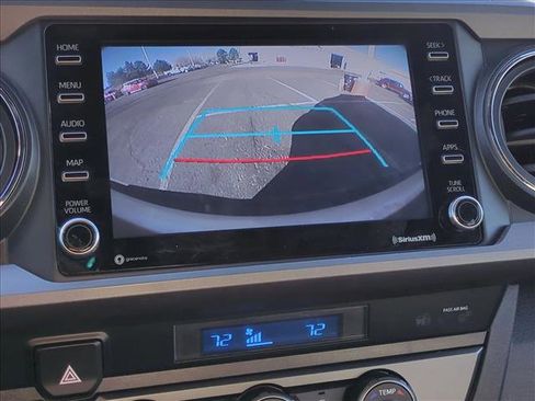 Used 2022 Toyota Tacoma TRD Off-Road image 14