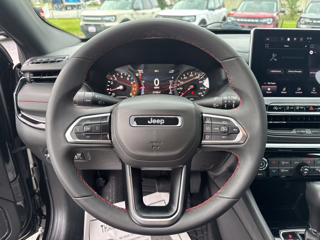 Used 2024 Jeep Compass Trailhawk AWD/4WD image 14