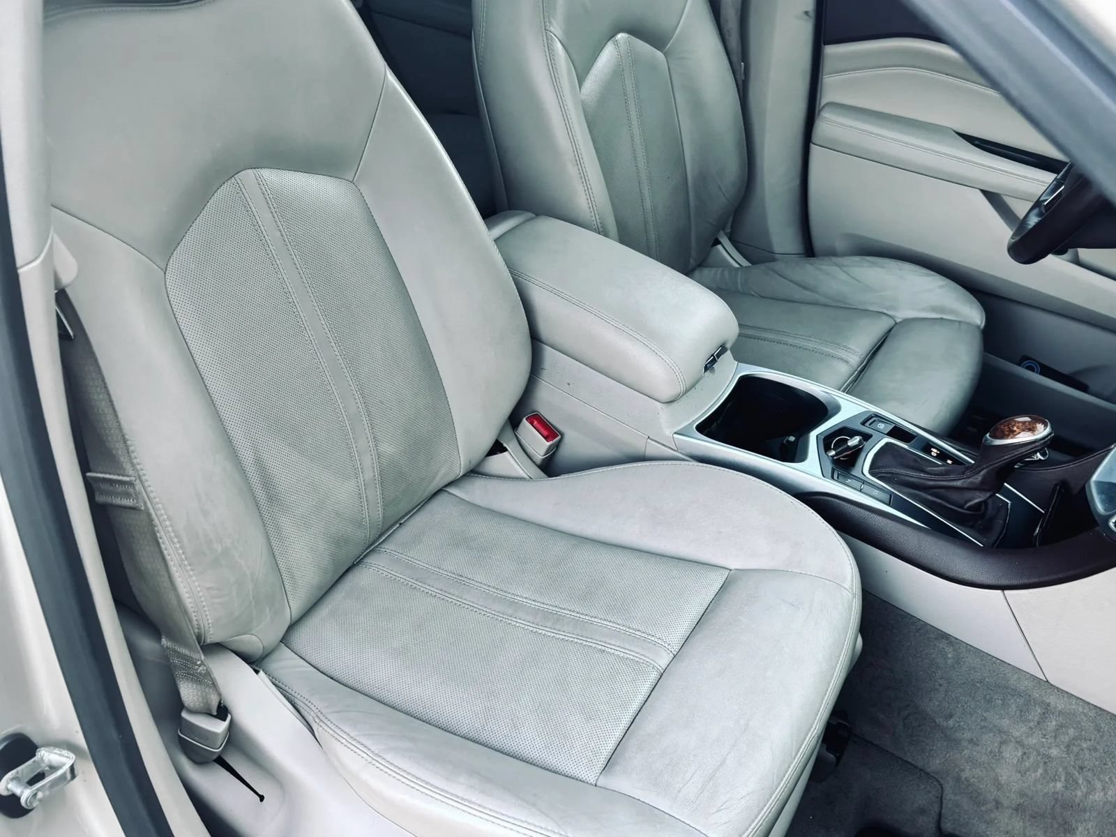 Used 2015 Cadillac SRX Performance AWD/4WD image 15