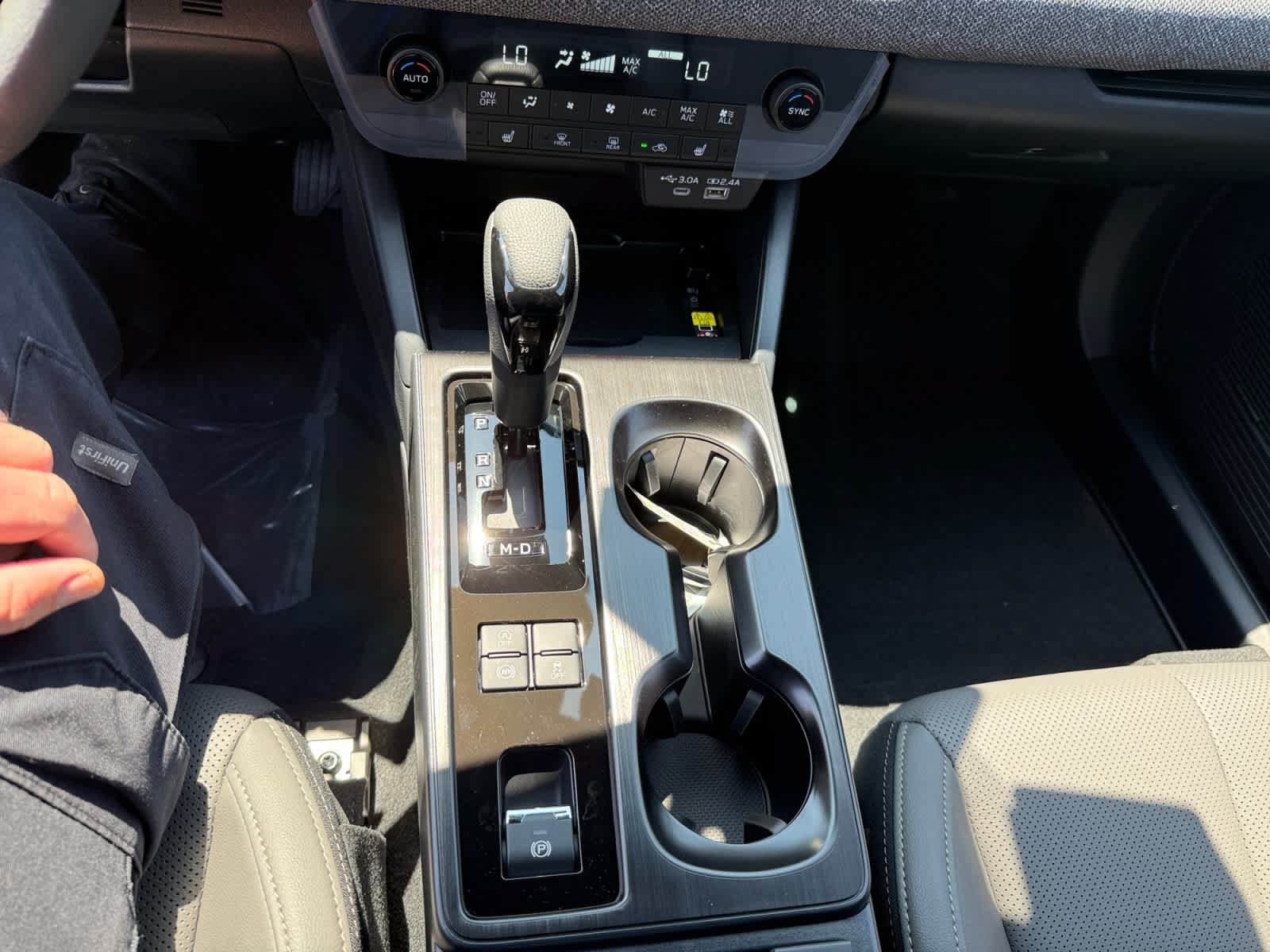 New 2026 Subaru Outback Limited AWD/4WD image 18