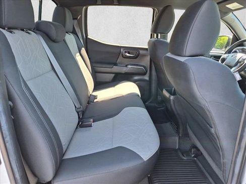 Used 2022 Toyota Tacoma TRD Sport RWD image 18