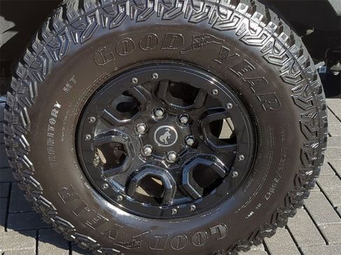 Used 2021 Ford Bronco Wildtrak image 12