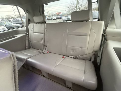Used 2010 Nissan Armada Titanium AWD/4WD image 21