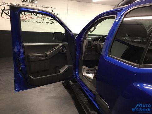 Used 2015 Nissan Xterra PRO-4X w/ Pro-4x Leather Package image 18