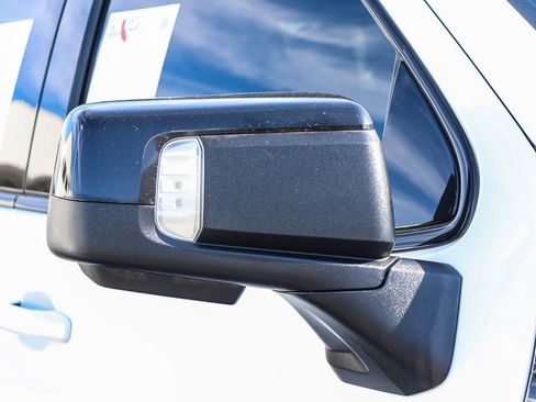 Used 2020 GMC Sierra 1500 AT4 w/ AT4 Premium Package image 8