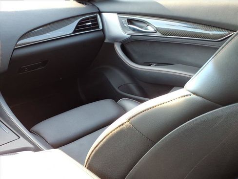 Used 2022 Cadillac CT5 V w/ Premium Package image 10