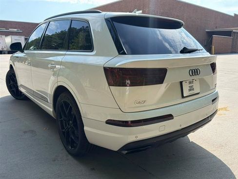 Used 2017 Audi Q7 3.0T Prestige AWD/4WD image 4