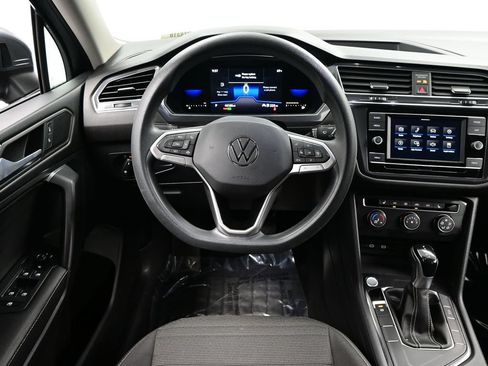 Used 2022 Volkswagen Tiguan S FWD image 31