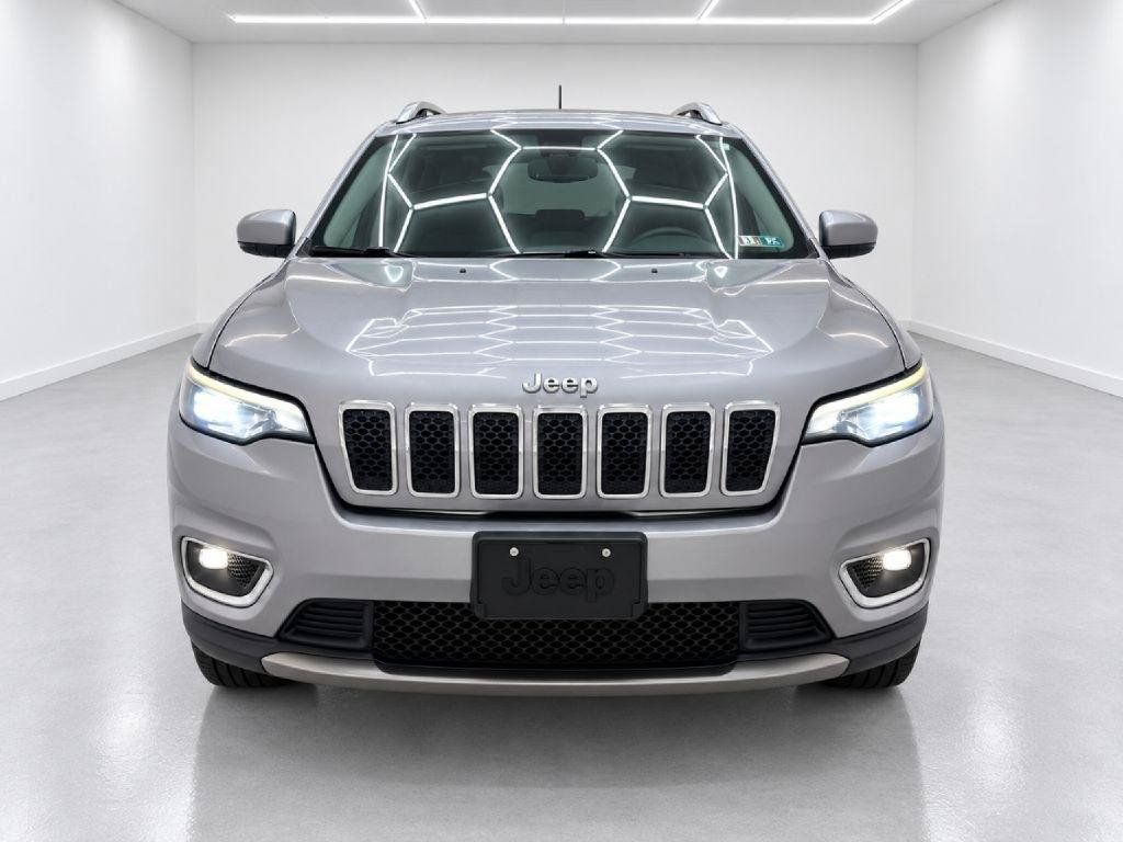 Used 2019 Jeep Cherokee Limited AWD/4WD image 8