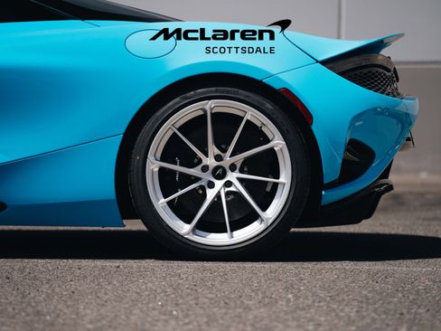 Used 2025 McLaren 750S TechLux image 12