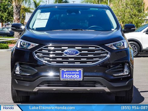 Used 2024 Ford Edge Titanium image 3