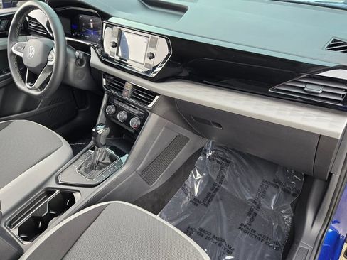 Certified 2023 Volkswagen Taos S FWD image 17