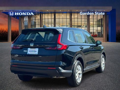 Certified 2023 Honda CR-V LX image 3
