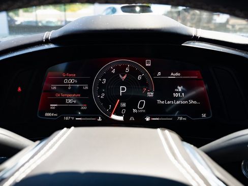 Used 2023 Chevrolet Corvette Stingray Premium Cpe w/ Z51 Performance Package image 14