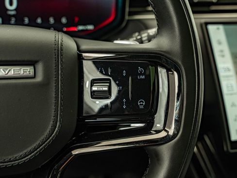Used 2024 Land Rover Range Rover Sport Dynamic SE image 20
