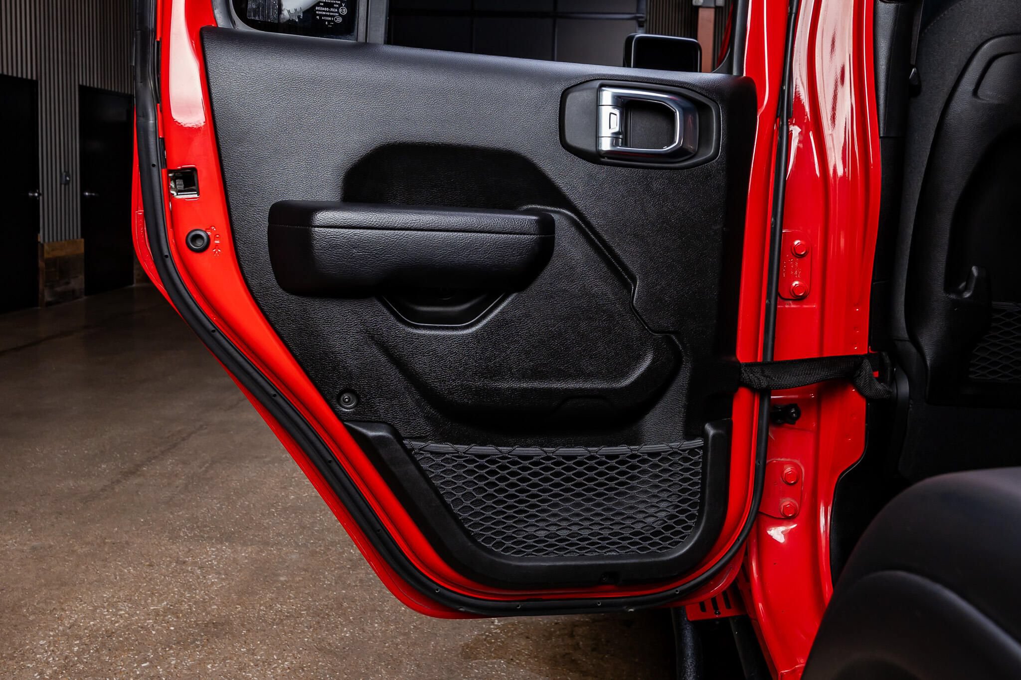 Used 2024 Jeep Wrangler Unlimited Rubicon w/ Convenience Group AWD/4WD image 42