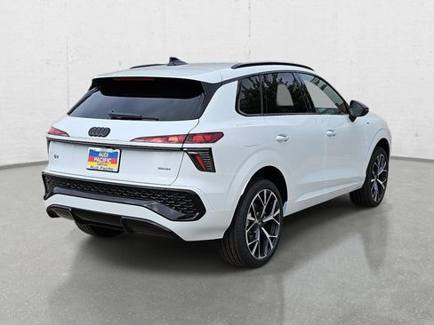 New 2026 Audi Q3 quattro 2.0T AWD/4WD image 5