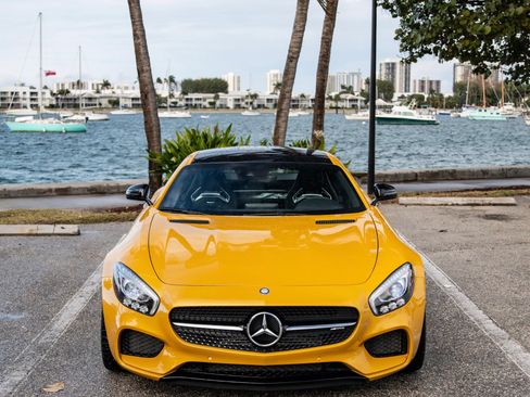 Used 2016 Mercedes-Benz AMG GT S image 13