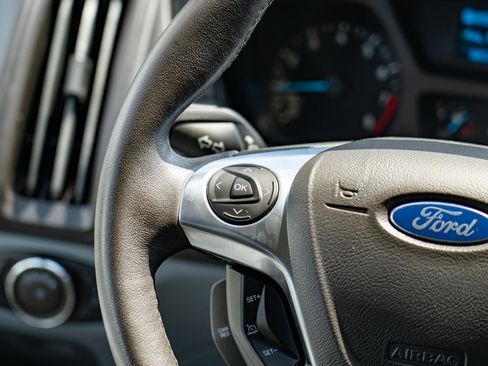 Used 2017 Ford Transit 350 XLT RWD image 31
