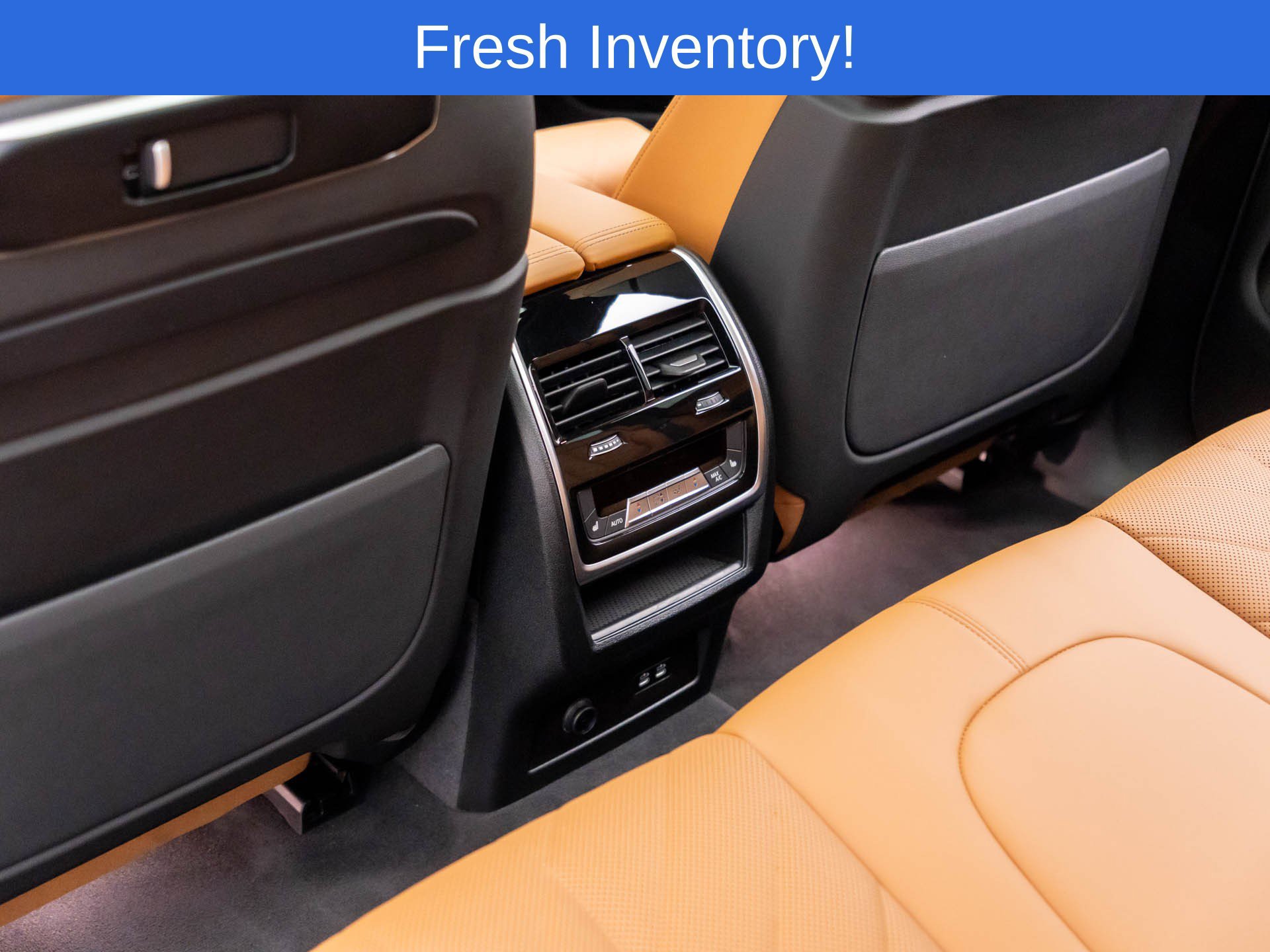 Certified 2026 BMW X5 M60i AWD/4WD image 18