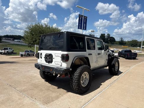 Used 2019 Jeep Wrangler Unlimited Rubicon AWD/4WD image 7