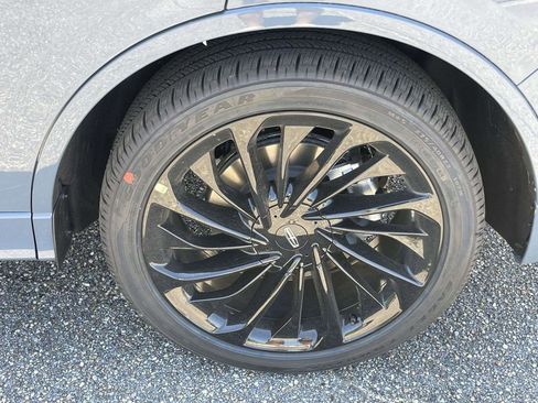 New 2026 Lincoln Aviator Reserve RWD image 9