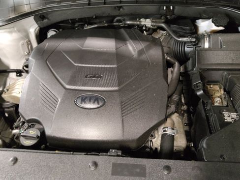 Used 2020 Kia Sorento AWD V6 image 30