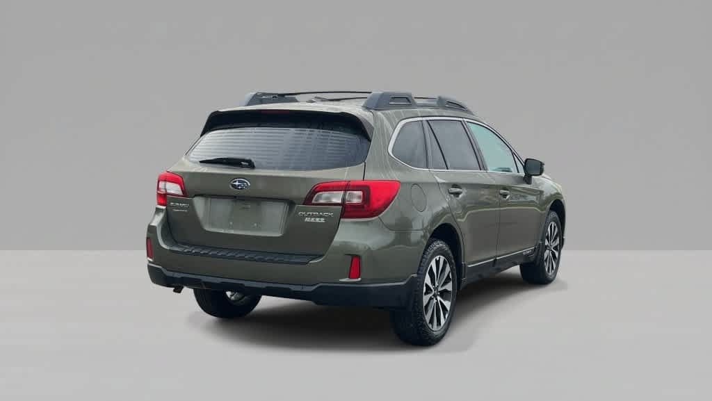 Used 2015 Subaru Outback 2.5i Limited AWD/4WD image 8