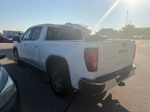 Used 2025 GMC Sierra 1500 SLT AWD/4WD image 4