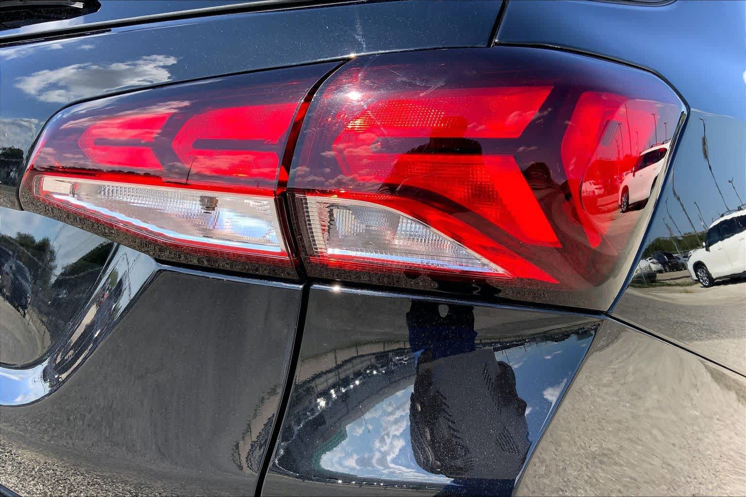 Used 2023 Chevrolet Equinox LS w/ LS Convenience Package FWD image 10