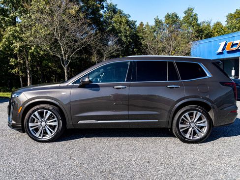 Used 2020 Cadillac XT6 Premium Luxury image 3
