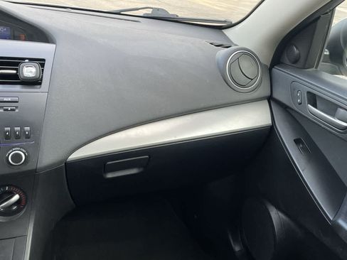 Used 2012 MAZDA MAZDA3 i Touring FWD image 24