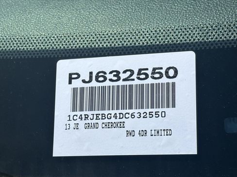 Used 2013 Jeep Grand Cherokee Limited RWD image 14